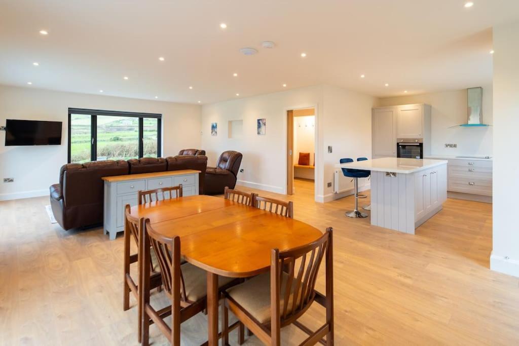 Dingle Way Rest ,Luxury Holiday Home Exteriör bild